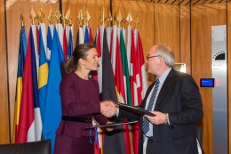 Liitumislepingu allkirjastamine ESA-ga 2015